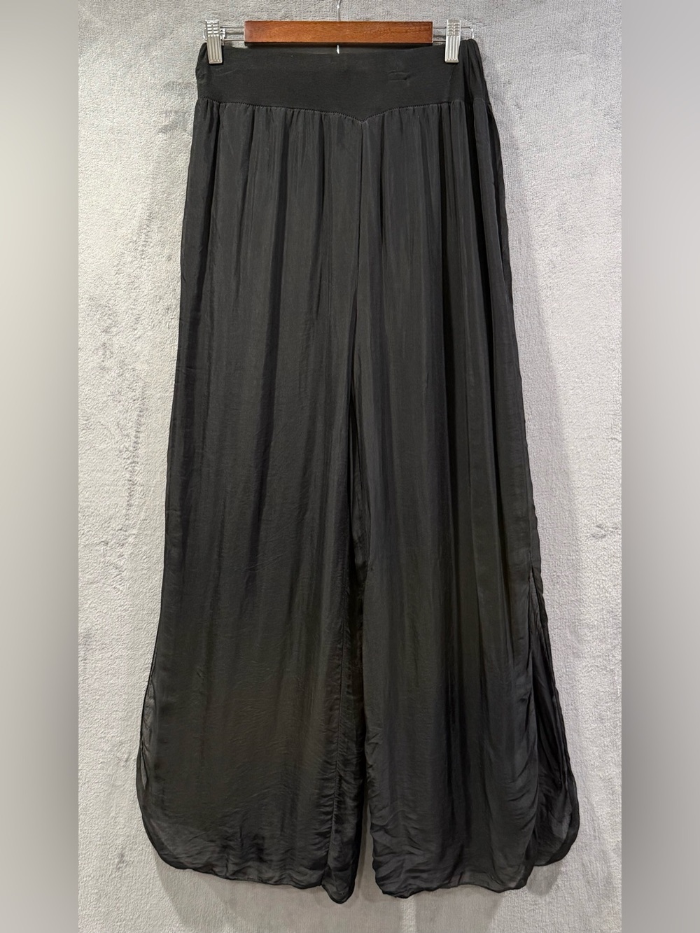 Tempo Paris Silk Lined Pants Black Side Slits Women’s Size M Resort Wear Boho